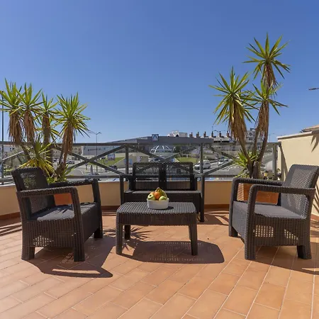 #353 T2 Pool & Terrace Appartement *